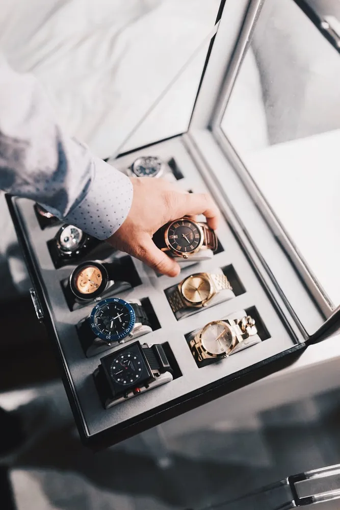 Navigating Authentication Challenges in Luxury Timepiece Acquisition